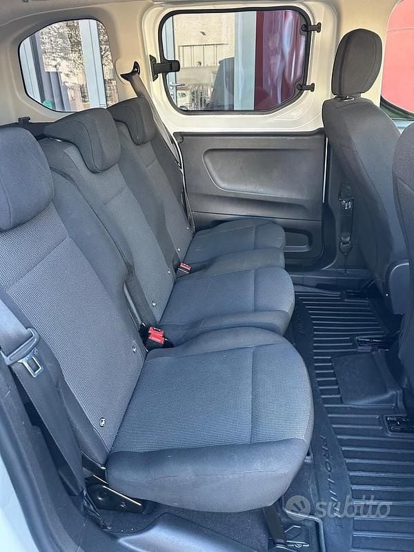 Usata Citroën Berlingo PureTech 110 CV (80 kW) 2023 Bianco Monovolume