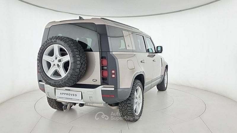 Usata Land Rover Defender SE 250 CV (183 kW) 2023 Marrone SUV
