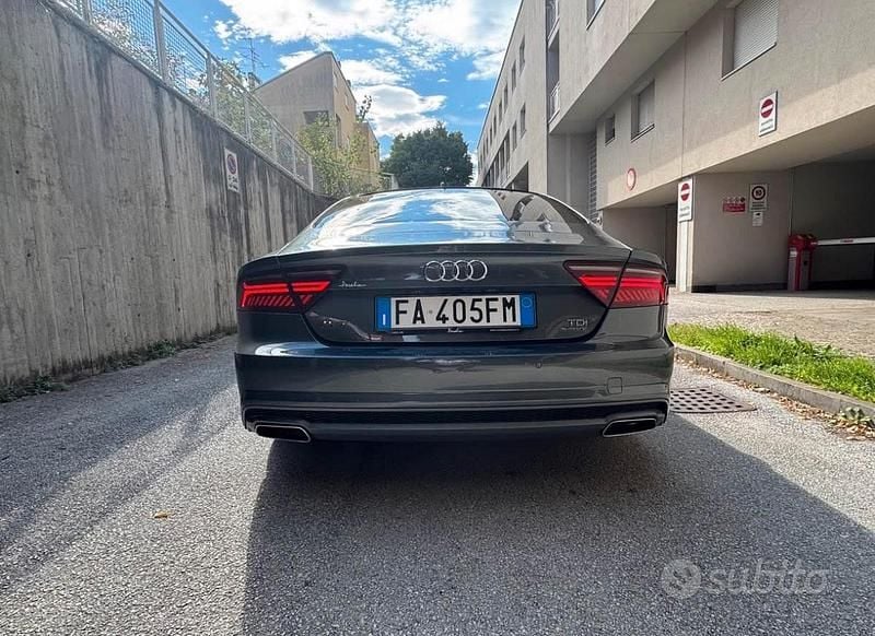 Usata Audi A7 S-Line 272 CV (200 kW) 2015 Grigio Utilitaria