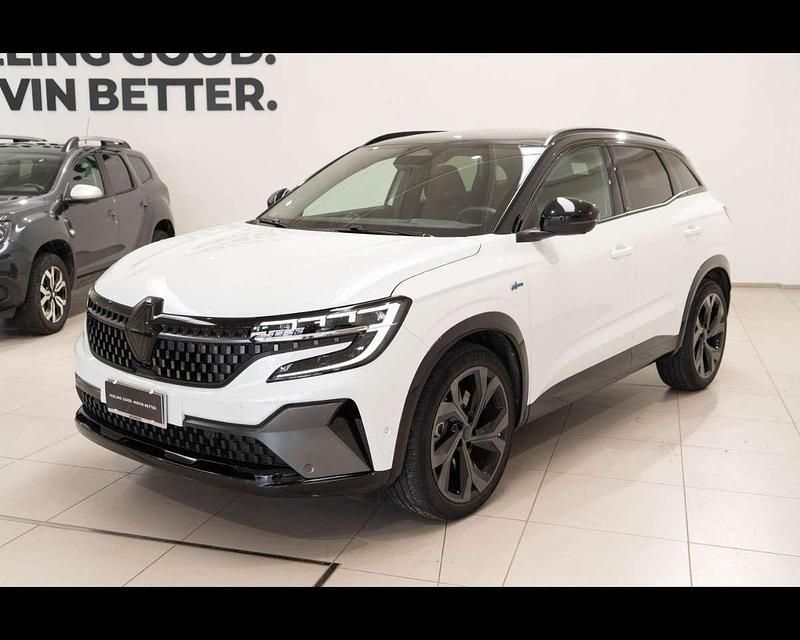 Usata Renault Austral Iconic Esprit Alpine 200 CV (147 kW) 2023 Bianco SUV