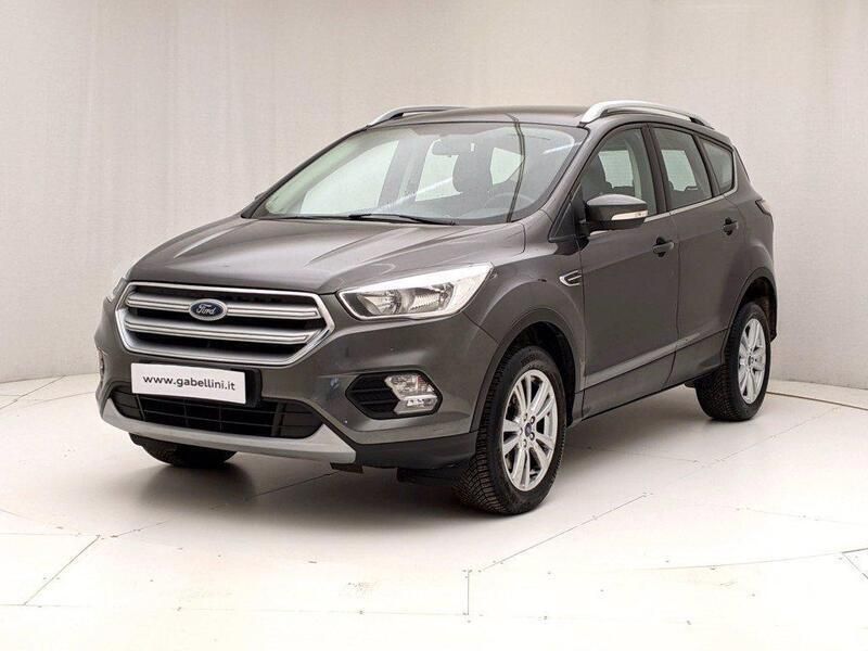 Usata Ford Kuga Titanium 120 CV (88 kW) 2017 Grigio SUV