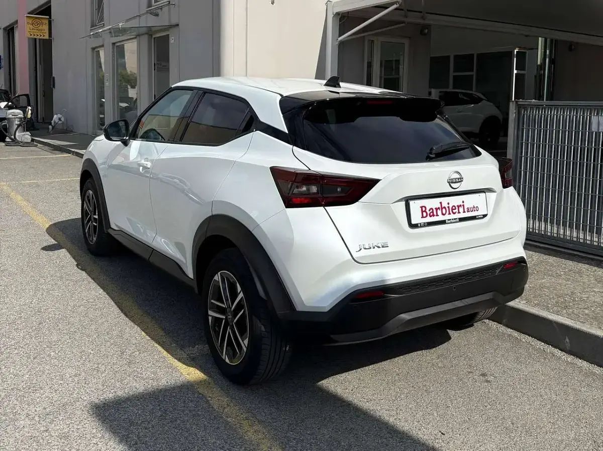 Usata Nissan Juke N-Connecta 114 CV (83 kW) 2025 Pearl white SUV