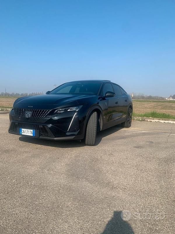 Usata Peugeot 408 GT GT 130 CV (95 kW) 2023 Nero Station wagon
