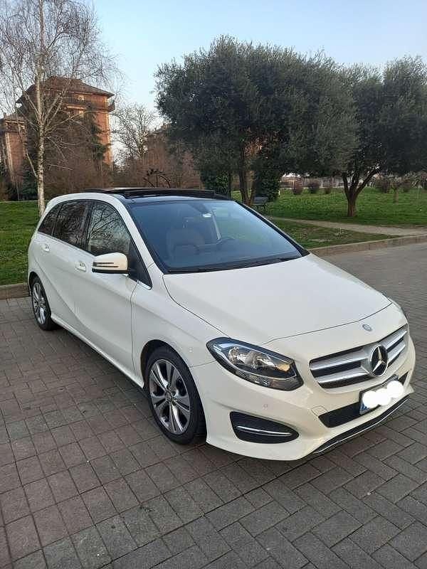 Usata Mercedes B180 109 CV (80 kW) 2016 Utilitaria