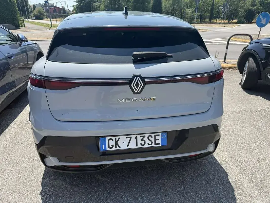 Usata Renault Mégane IV Techno 55 kW (75 CV) 2022 Argento Berlina