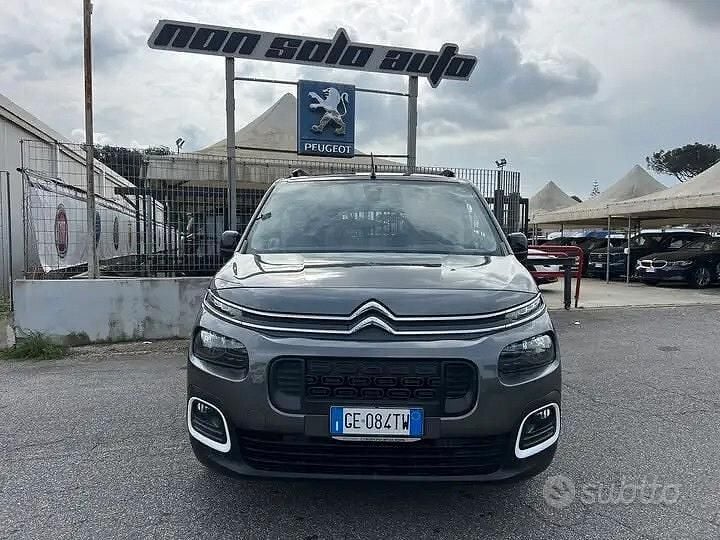 Usata Citroën Berlingo Shine 101 CV (74 kW) 2021 Grigio Monovolume