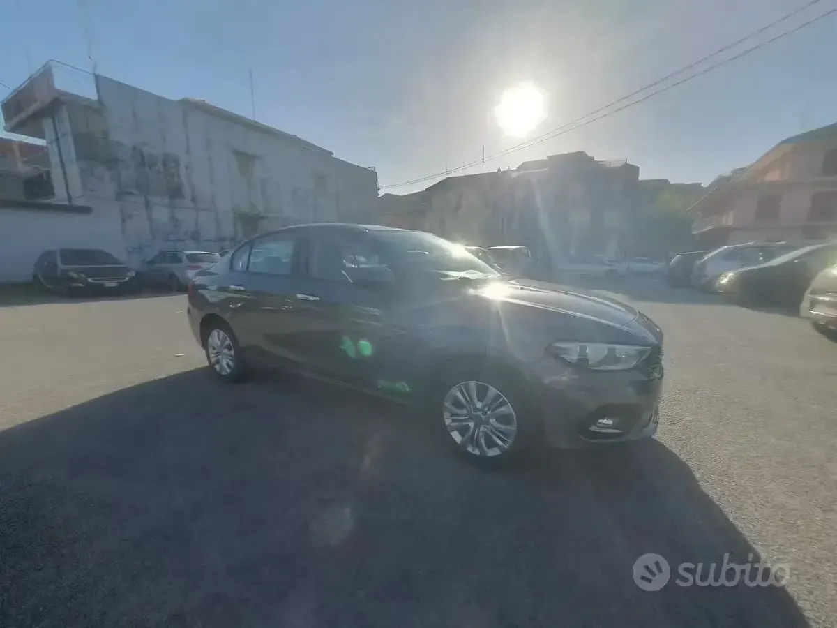 Usata Fiat Tipo 95 CV (69 kW) 2017 Berlina