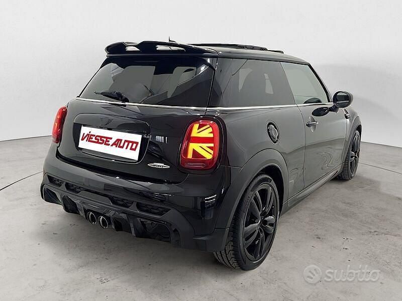 Usata Mini John Cooper Works Essential 231 CV (169 kW) 2023 Nero Utilitaria