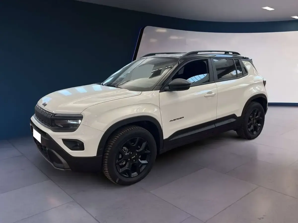 Usata Jeep Avenger Overland 145 CV (106 kW) 2025 Bianco SUV
