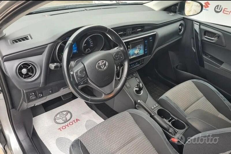 Usato 2017 Toyota Auris Hybrid 1.8 El_Hybrid 99 CV (14.500 €)