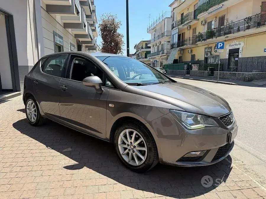 Usata Seat Ibiza Style 75 CV (55 kW) 2017 Grigio Berlina