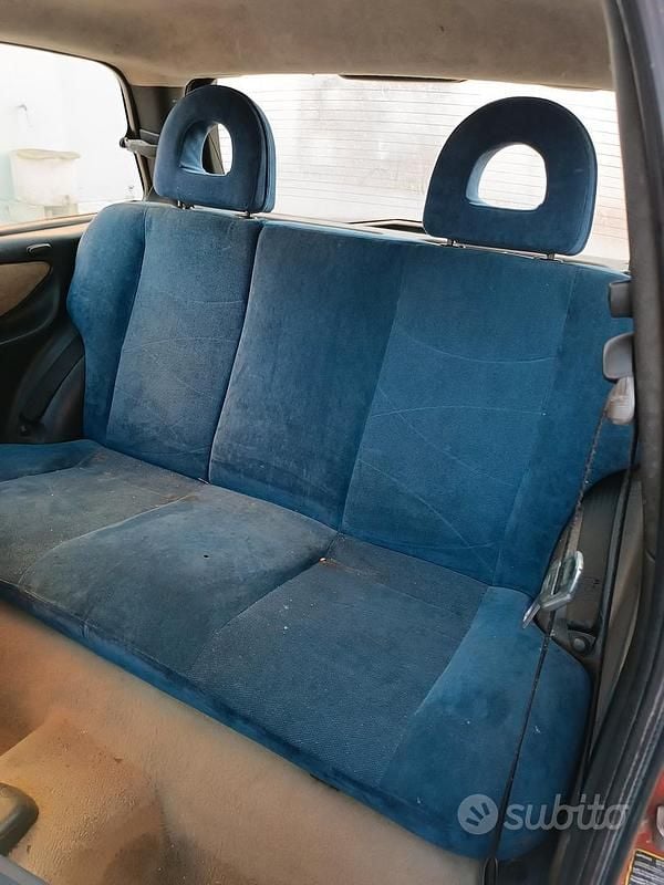 Usata Lancia Ypsilon 2002 Rosso Utilitaria