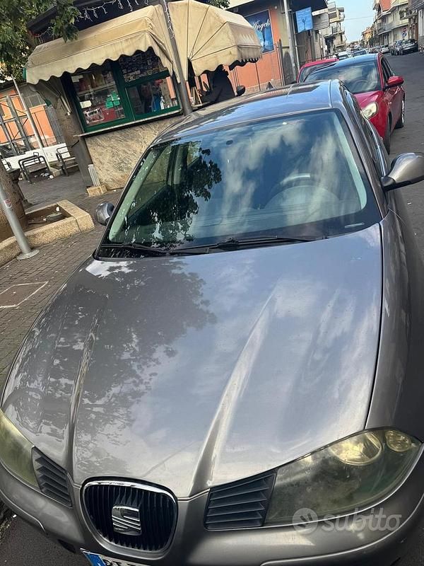 Usata Seat Ibiza 2002 Grigio Utilitaria
