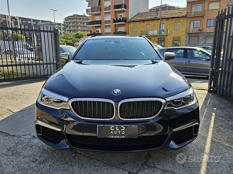 Usata BMW M550 400 CV (294 kW) 2019 Nero Station wagon