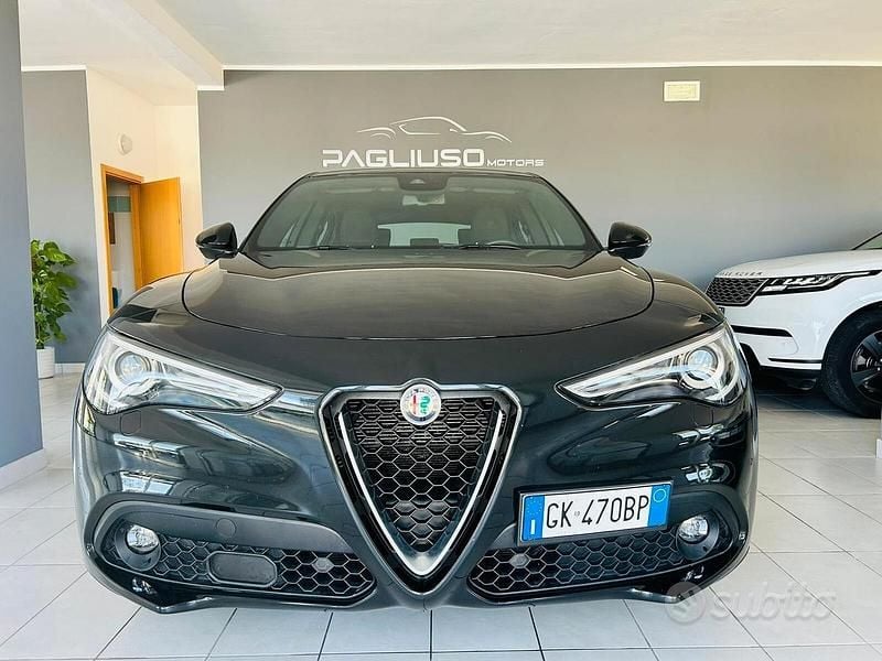 Nero Usata 2022 Alfa Romeo Stelvio Business SUV | 21.900 € (Super prezzo) - Immagine 1/4