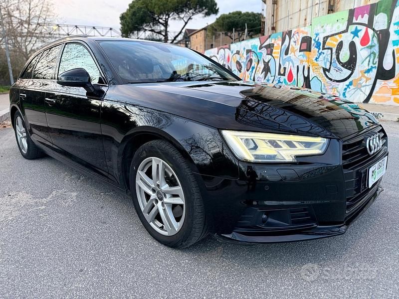 Usata Audi A4 Ambiente 150 CV (110 kW) 2018 Nero Station wagon