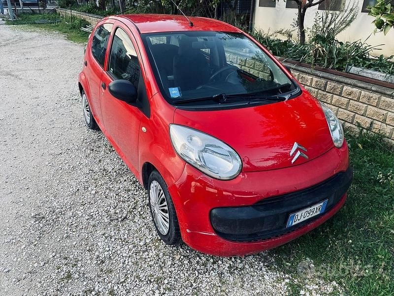 Usata Citroën C1 68 CV (50 kW) 2007 Rosso Utilitaria