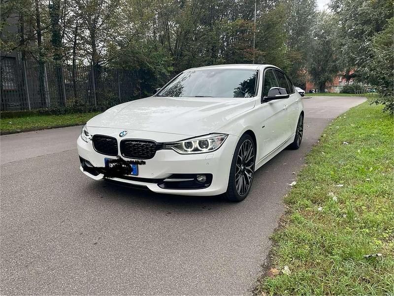 Usata BMW 328 Sport Line 245 CV (180 kW) 2013 Berlina