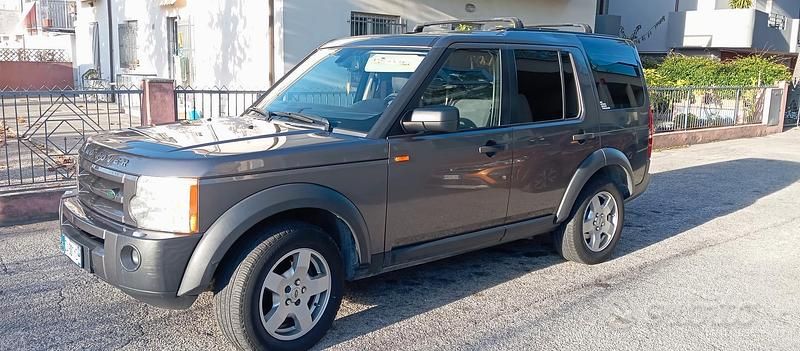 Usata Land Rover Discovery 3 SE 190 CV (139 kW) 2005 Grigio SUV