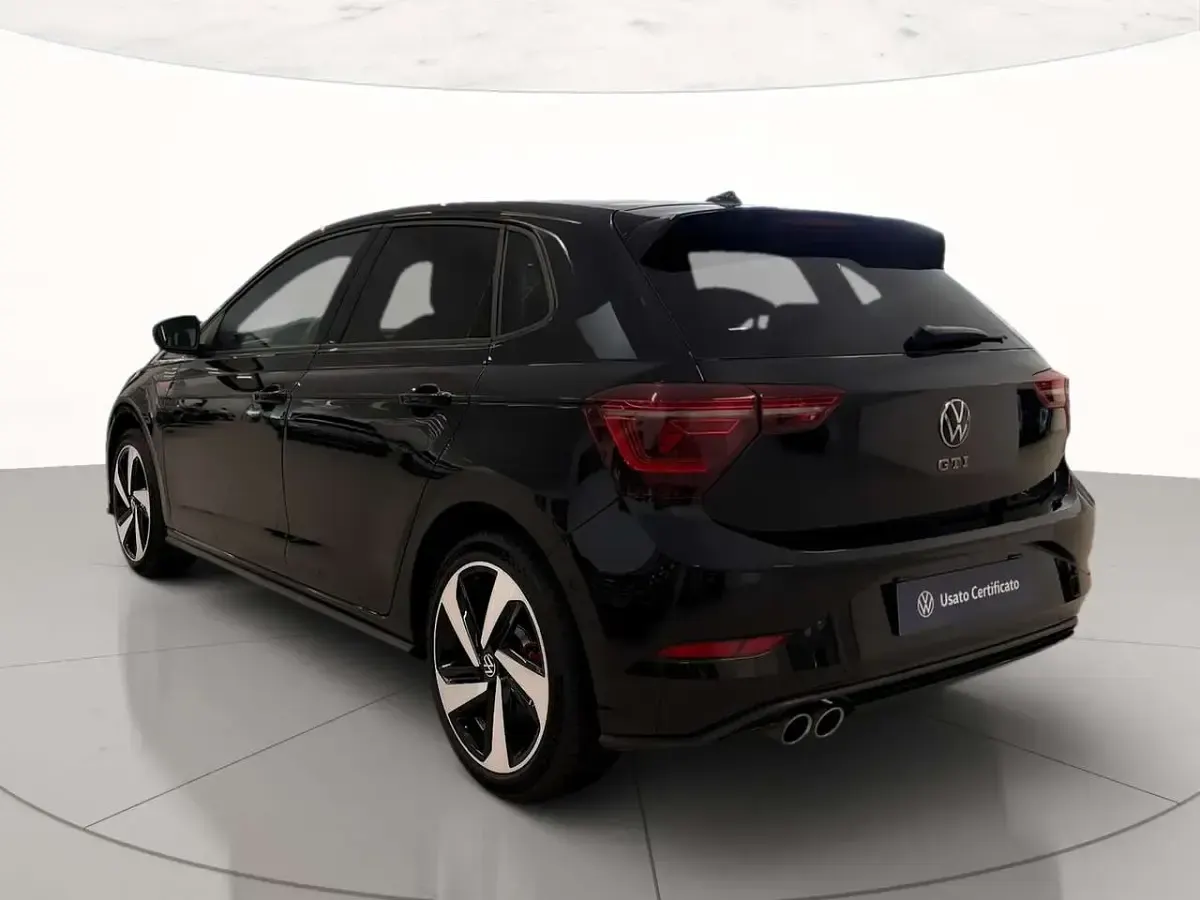 Usata VW Polo GTI 207 CV (152 kW) 2024 2t deep black perlato Utilitaria