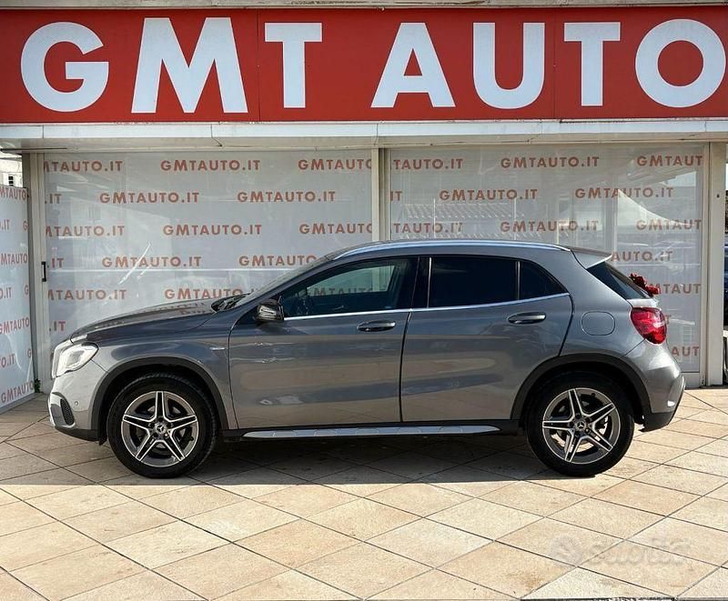 Usata Mercedes GLA200 Premium 136 CV (100 kW) 2019 Antracite SUV