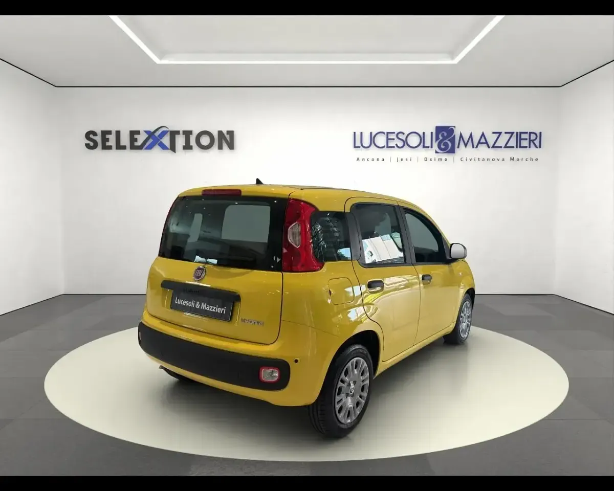 Nuova Fiat Panda Pop 65 CV (47 kW) 2026 Giallo Utilitaria