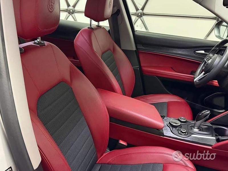 Usata Alfa Romeo Stelvio Business 210 CV (154 kW) 2019 Grigio SUV