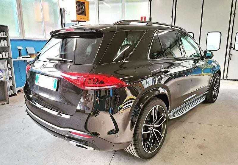 Usata Mercedes GLE300 Premium Plus 272 CV (200 kW) 2023 Nero SUV
