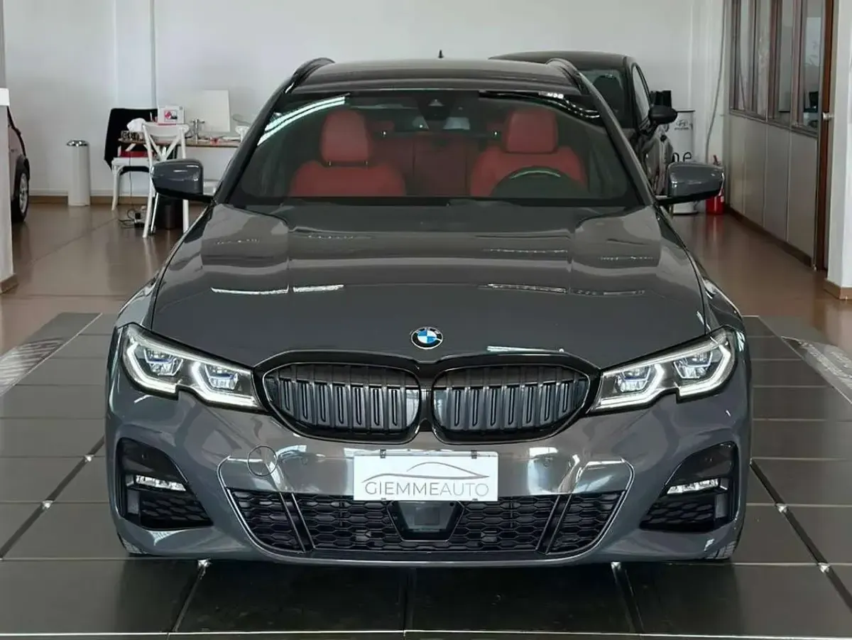Usata BMW 330 M Sport 286 CV (210 kW) 2022 Grigio Station wagon