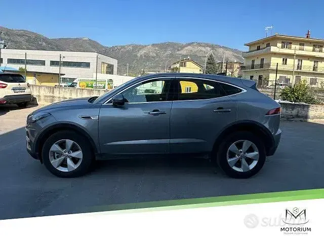 Usata Jaguar E-Pace R-Dynamic 163 CV (119 kW) 2021 Grigio SUV