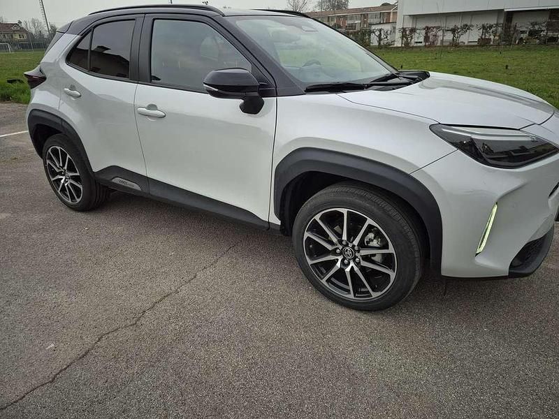 Usata Toyota Yaris Cross Sport 131 CV (96 kW) 2024 Bianco SUV