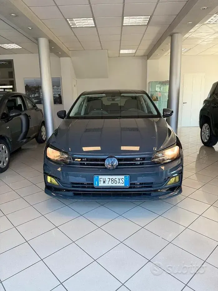 Usata VW Polo Highline 116 CV (85 kW) 2019 Grigio Utilitaria