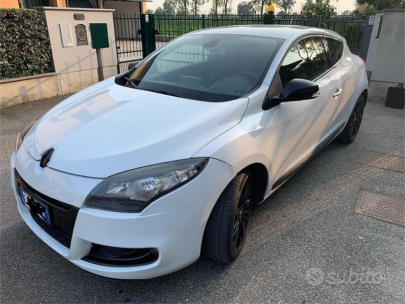 Usata Renault Mégane Coupé 130 CV (95 kW) 2011 Bianco Coupé