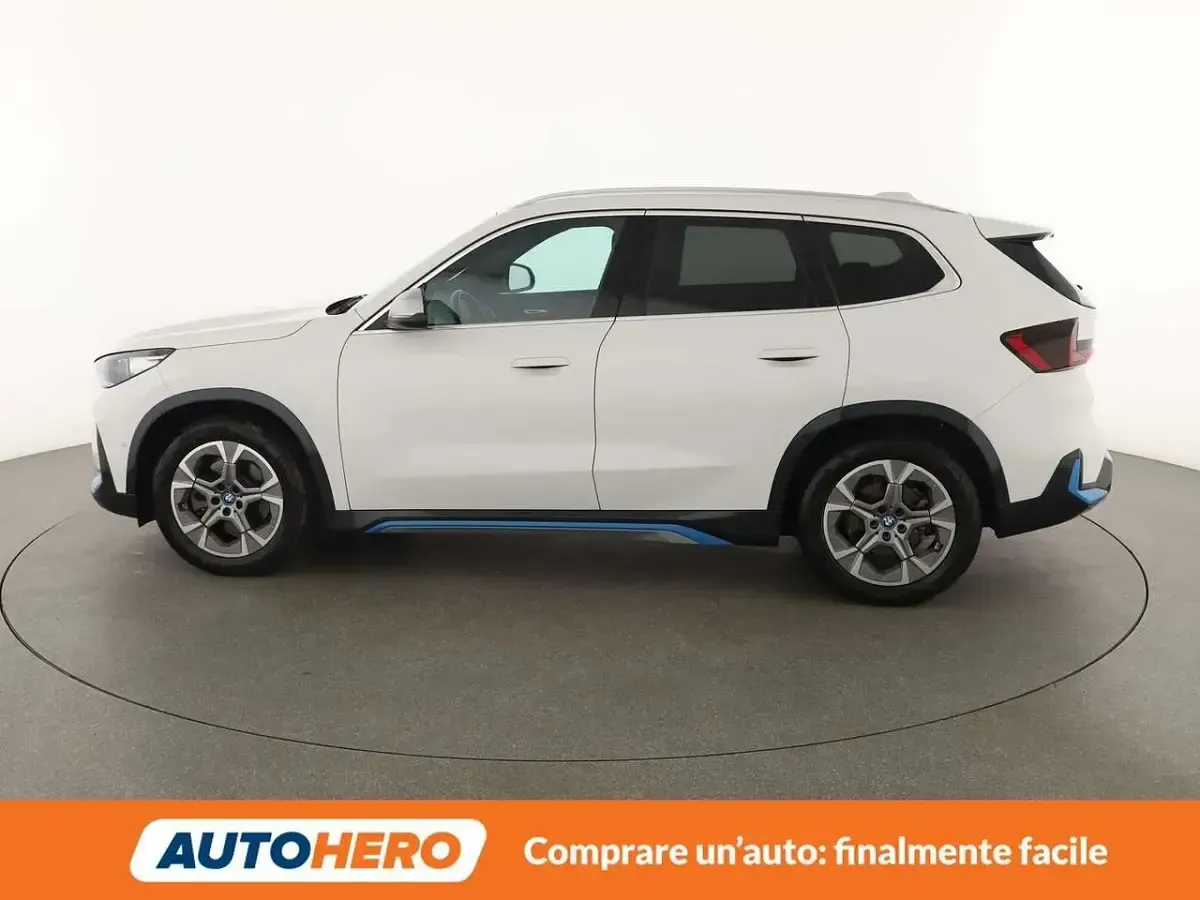 Begagnad BMW iX1 xLine 94 kW (128 HK) 2023 Vit SUV