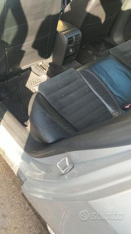 Usata VW Passat 130 CV (95 kW) 2005 Grigio Berlina