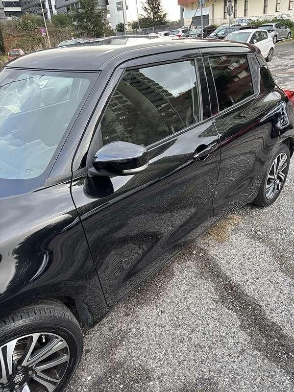 Usata Suzuki Swift 83 CV (61 kW) 2021 Nero Utilitaria