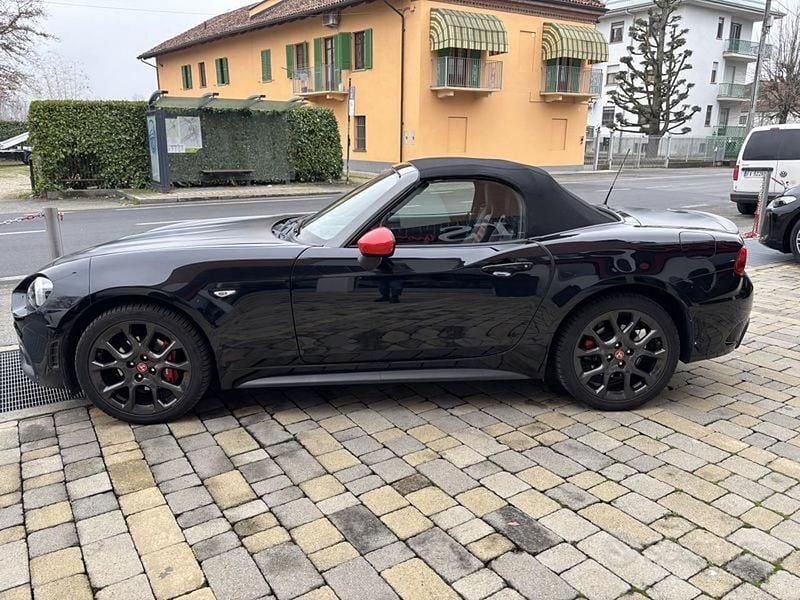 Usata Abarth 124 Spider 170 CV (125 kW) 2018 Nero Cabrio