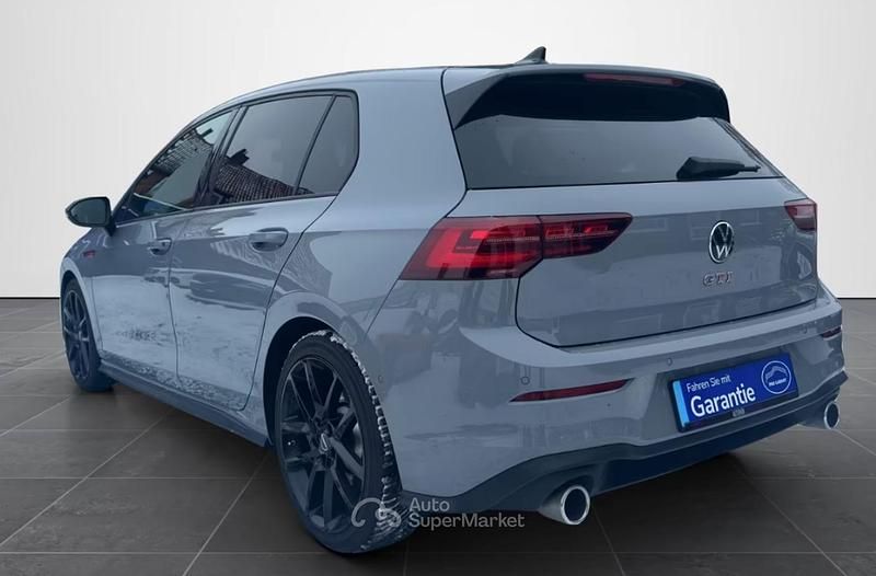 Usata VW Golf VIII GTI 245 CV (180 kW) 2021 Gray Berlina