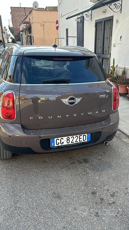 Usata Mini Cooper Countryman 122 CV (89 kW) 2014 Marrone SUV