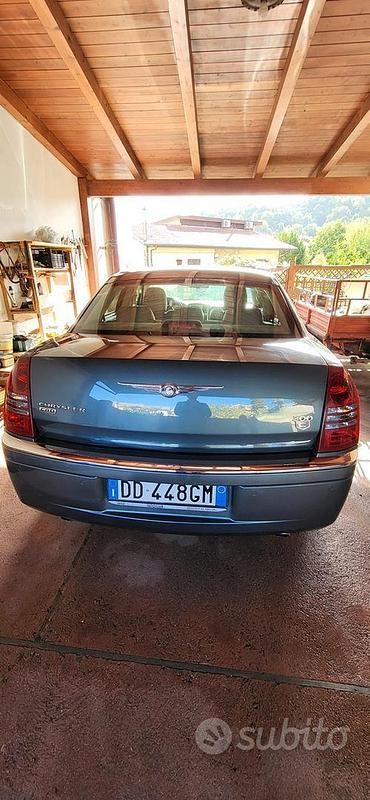 Usata Chrysler 300C 218 CV (160 kW) 2006 Grigio Berlina