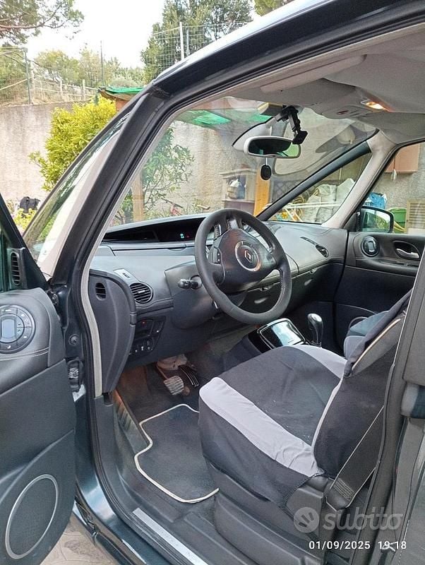 Usata Renault Grand Espace 175 CV (128 kW) 2012 Grigio Monovolume