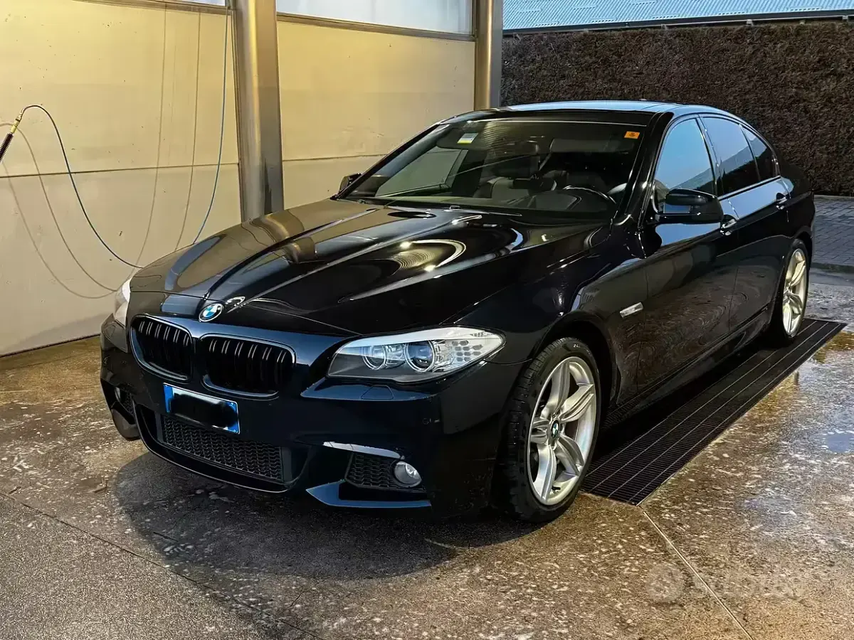 Usata BMW 525 M Sport 220 CV (161 kW) 2012 Blu Berlina