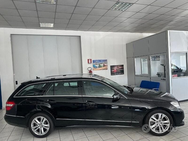Usata Mercedes 250 204 CV (150 kW) 2011 Nero Station wagon