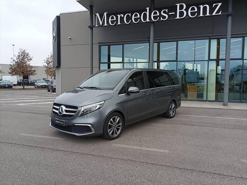 Usata Mercedes V300 Premium 239 CV (175 kW) 2020 Grigio Monovolume