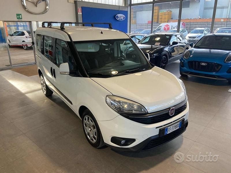 Usata Fiat Doblò Pop 95 CV (69 kW) 2016 Bianco Monovolume