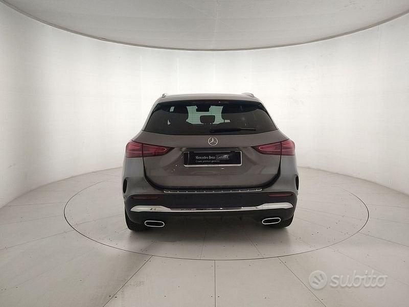 Usata Mercedes GLA200 Advanced 150 CV (110 kW) 2024 Grigio SUV