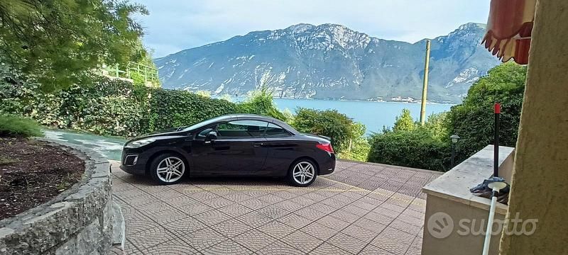 Usata Peugeot 308 CC 156 CV (114 kW) 2012 Marrone Cabrio