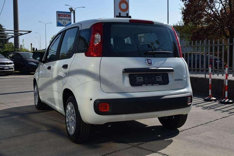 Nuova Fiat Panda Icon 65 CV (47 kW) 2026 Bianco gelato Utilitaria
