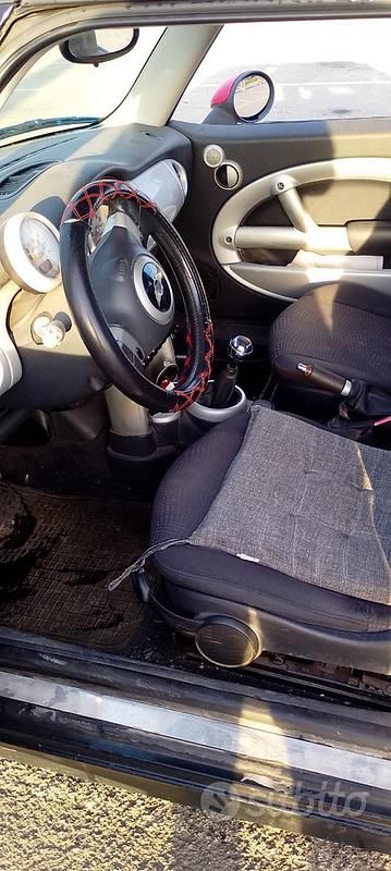 Usata Mini Cooper 2002 Rosso Utilitaria