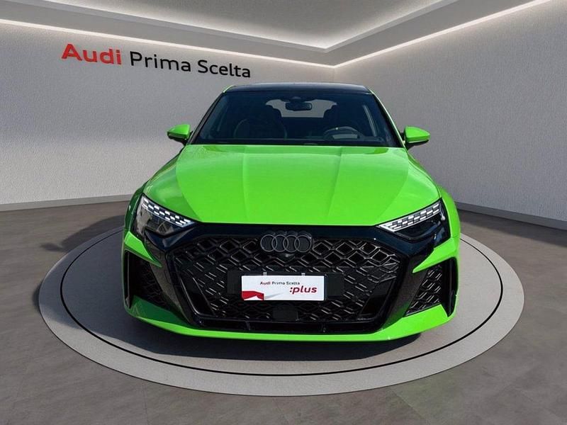 Usata Audi RS3 Ambiente 400 CV (294 kW) 2025 Verde kyalami Berlina